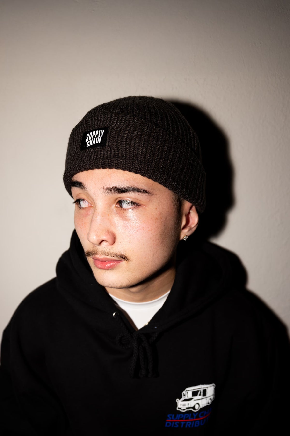 STAPLE BEANIE (COAL)